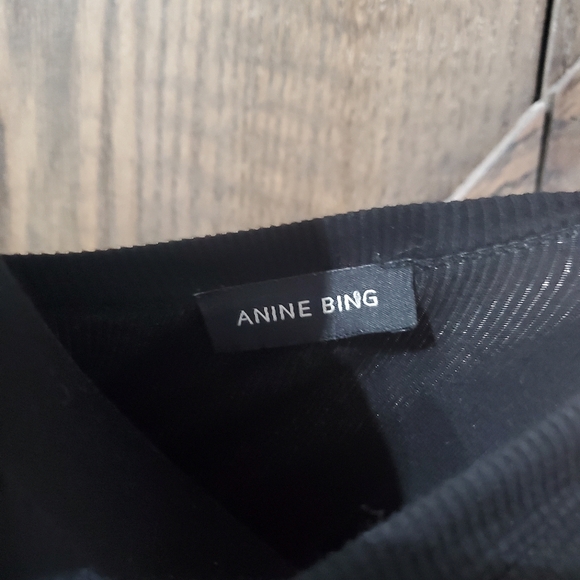 Anine Bing Tank Top - Picture 2 of 3